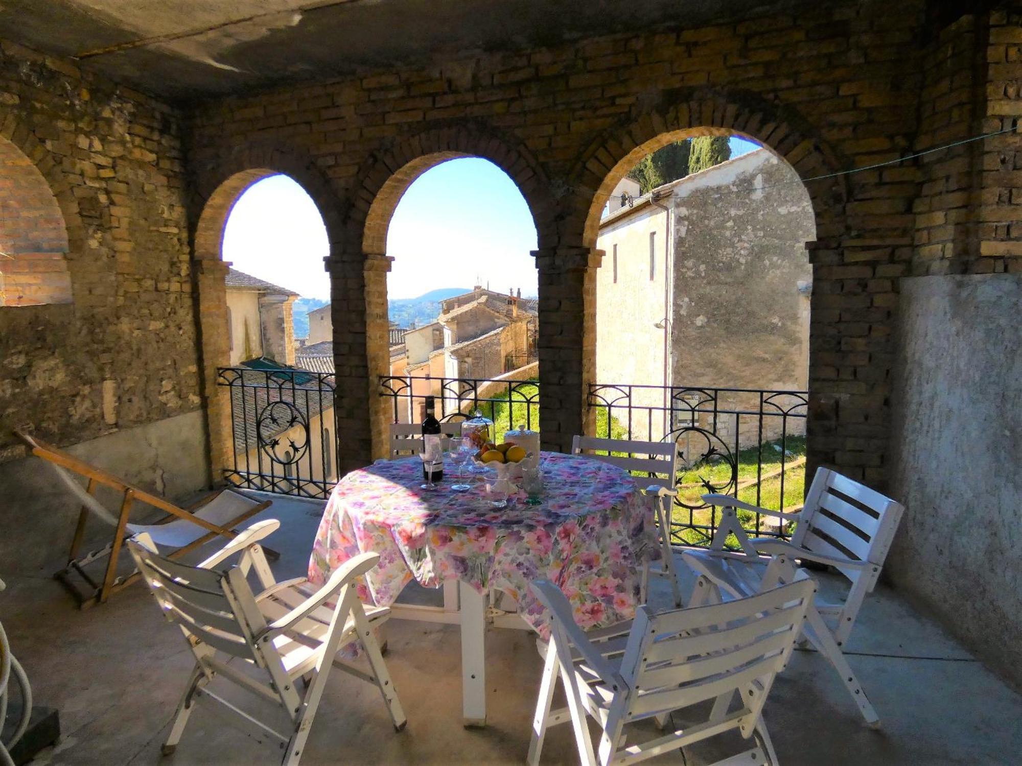 アメリアScappo In Umbria, La Loggiaアパートメント エクステリア 写真